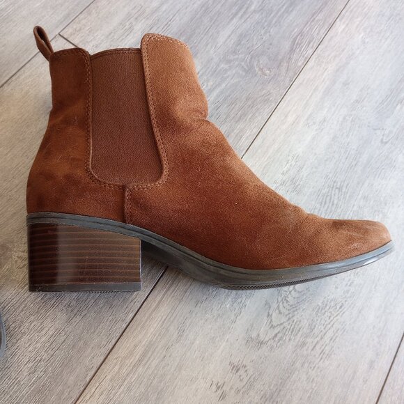 Shoes Brown Chelsea Boots Poshmark